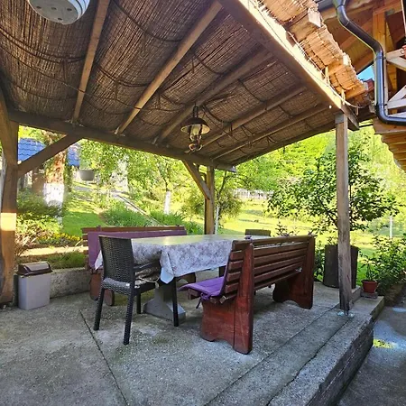 Vacation Gaj Високо